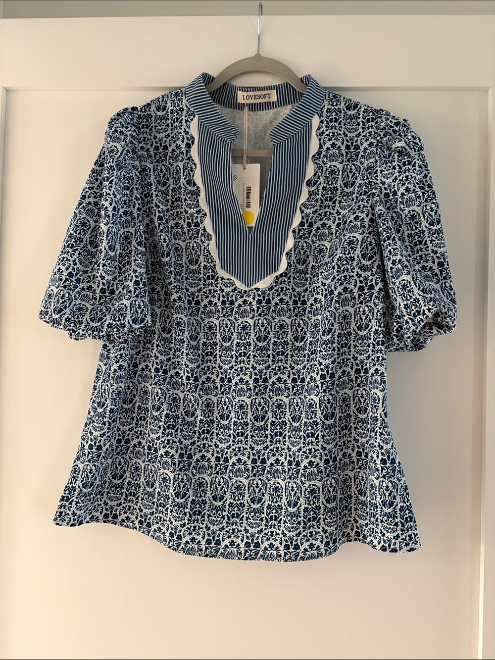 Blue & White Printed V-Neck Puff Sleeve Blouse